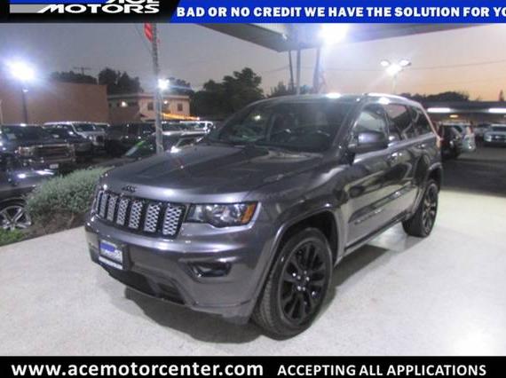 JEEP GRAND CHEROKEE 2017 1C4RJFAGXHC818994 image